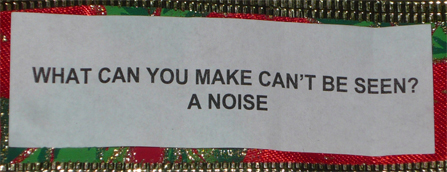 Christmas cracker bon-bon engrish Christmas cracker bon-bon engrish