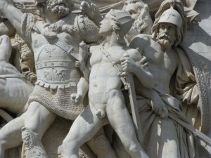 statue2 statue2